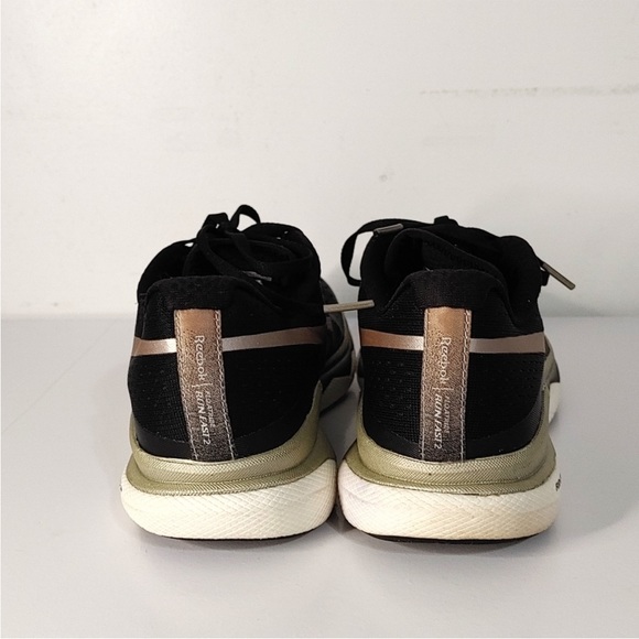 Reebok Shoes - Picture 5 of 9